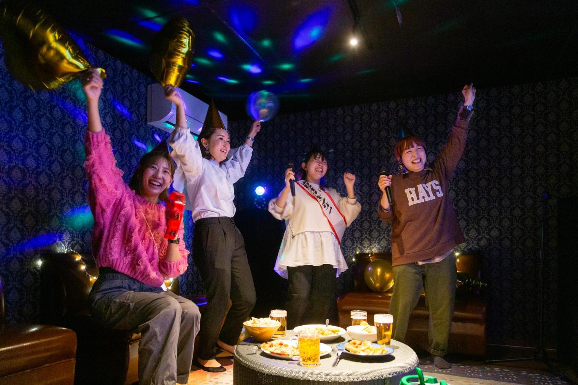 遊之宿 ユニバーサル Ōsaka Eksteriør bilde